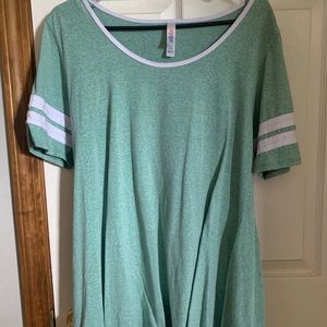 LuLaRoe Perfect T